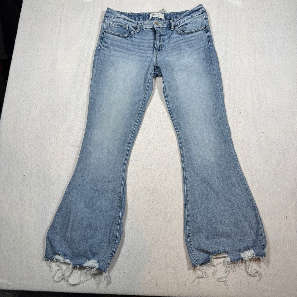 BKE Stella Low Rise Flare Jeans Light Wash Distressed Hem 31x32 Slim Fit